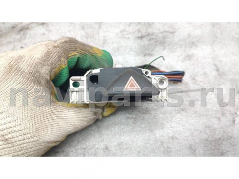 Кнопка аварийной сигнализации Citroen Xantia, 1999 г., OEM 98AG13A350AE, арт. 1G2163