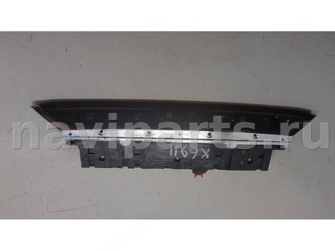 Кнопка аварийной сигнализации Skoda Octavia, 2019 г., OEM 5E3925200G, арт. 20541747