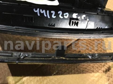 Кнопка аварийной сигнализации Mercedes ML W164, 2008 г., арт. 30833485
