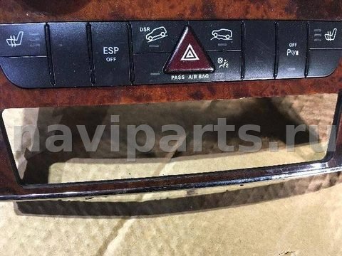 Кнопка аварийной сигнализации Mercedes GL X164, 2008 г., арт. 30833490