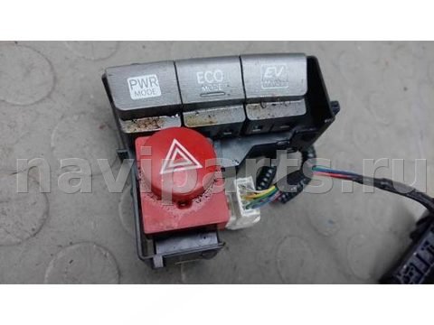 Кнопка аварийной сигнализации Toyota Prius XW30, 2013 г., OEM 8401247051, арт. 3BM24I501, фото 2