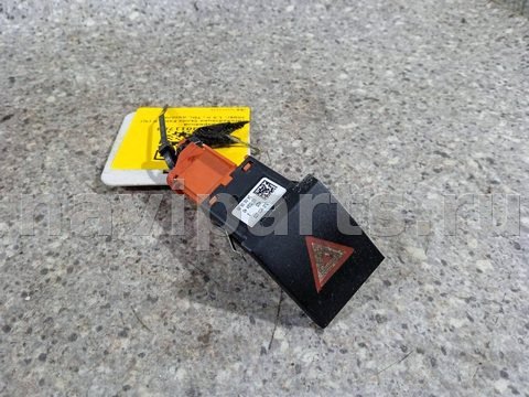 Кнопка аварийной сигнализации Skoda Fabia, 2008 г., OEM 5J0953235, арт. 46023011783