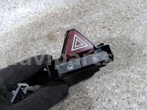 Кнопка аварийной сигнализации Opel Corsa, 2008 г., OEM 13189529, арт. 46023021560