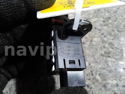 Кнопка аварийной сигнализации Chevrolet Cruze, 2010 г., OEM 96828350, арт. 46023028002, фото 2