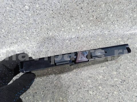 Кнопка аварийной сигнализации Opel Astra, 2006 г., OEM 13100105, арт. 46023035129