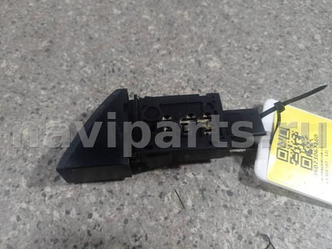 Кнопка аварийной сигнализации Mazda 6, 2009 г., OEM GS1D664H0, арт. 46023067160