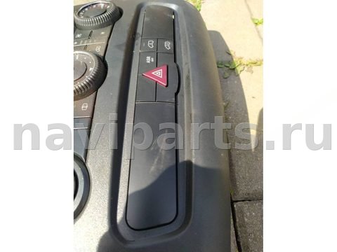 Кнопка аварийной сигнализации Mercedes Sprinter, 2017 г., арт. 5-AL
