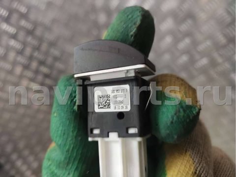 Кнопка аварийной сигнализации Skoda Octavia A5, 2010 г., OEM 1Z0953235B, арт. 75291206, фото 3