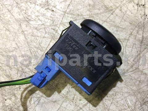 Кнопка аварийной сигнализации Rover 75, 2001 г., OEM YUG101970, арт. 85545519, фото 2