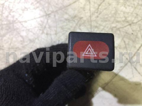 Кнопка аварийной сигнализации Land Rover Discovery, 2000 г., арт. 86430338