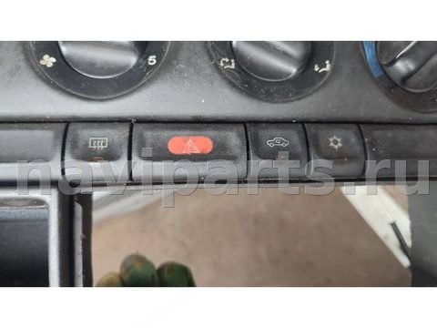 Кнопка аварийной сигнализации Opel Omega, 1997 г., арт. 97133605