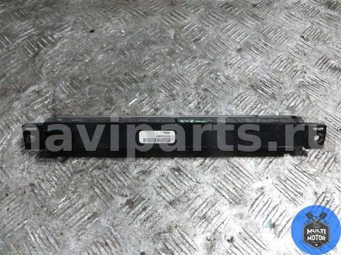 Кнопка аварийной сигнализации Land Rover Discovery, 2007 г., арт. B00057902, фото 3