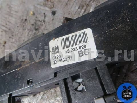 Кнопка аварийной сигнализации Opel Zafira, 2007 г., арт. B00058068, фото 4