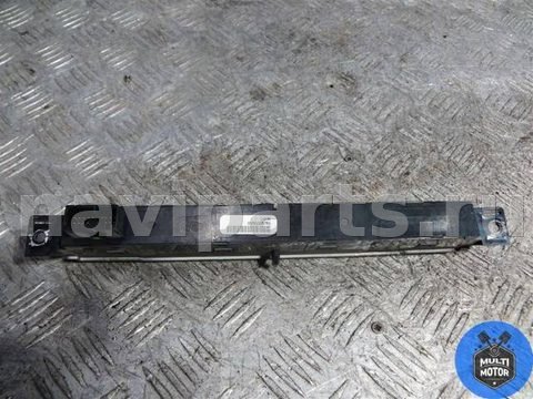 Кнопка аварийной сигнализации Land Rover Range Rover Sport, 2007 г., арт. B00066393, фото 2