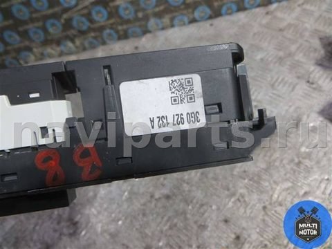 Кнопка аварийной сигнализации Volkswagen Passat, 2016 г., арт. B00066929, фото 4
