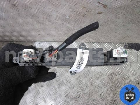 Кнопка аварийной сигнализации Kia Sportage, 2006 г., OEM 9451002000, арт. B00068786, фото 2