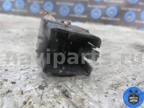 Кнопка аварийной сигнализации Volkswagen Golf Plus, 2008 г., арт. B00096554, фото 4
