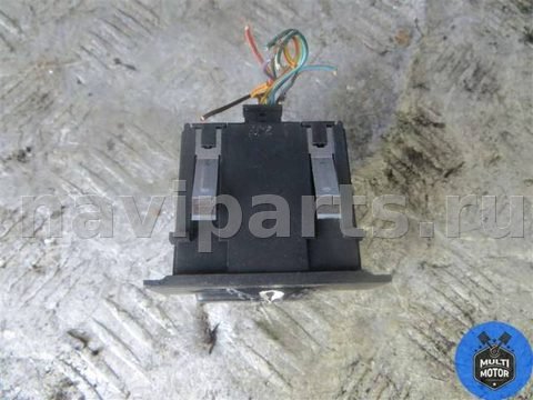 Кнопка аварийной сигнализации BMW 3, 2007 г., OEM 6945652, арт. B00099236, фото 2