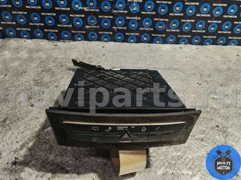 Кнопка аварийной сигнализации Mercedes E W211, 2004 г., OEM a2116800552, арт. B00120159, фото 2