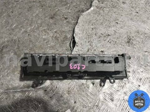 Кнопка аварийной сигнализации Mercedes C W203, 2004 г., OEM 2038702510, арт. B00120421, фото 4