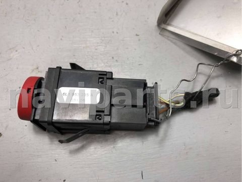 Кнопка аварийной сигнализации Volkswagen Golf, 2006 г., OEM 6L1953235A, арт. B37161967_4, фото 2