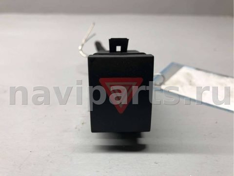 Кнопка аварийной сигнализации Volkswagen Polo, 2002 г., OEM 6Q0953235, арт. B52451145