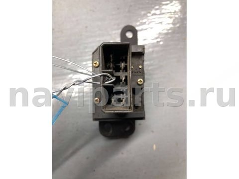 Кнопка аварийной сигнализации Mazda 626, 1986 г., OEM GF15170, арт. B81184165, фото 2
