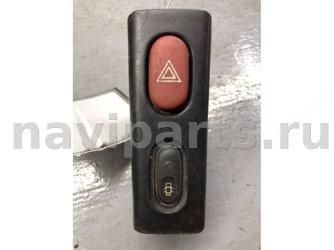 Кнопка аварийной сигнализации Renault Laguna, 1998 г., OEM 822955, арт. B85208727