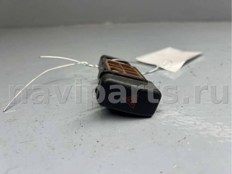 Кнопка аварийной сигнализации Mazda 323, 2002 г., OEM 153132, арт. B86611701_2