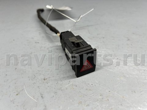 Кнопка аварийной сигнализации Volkswagen Polo, 2003 г., OEM 6Q0953235, арт. B86952687