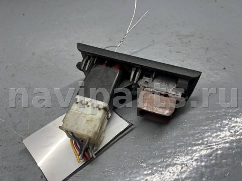 Кнопка аварийной сигнализации Renault Kangoo, 1999 г., OEM 7700845435, арт. B86980035, фото 2