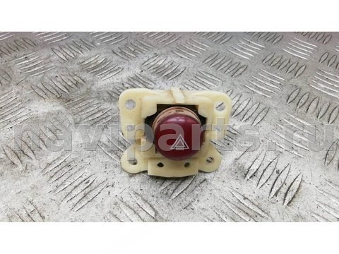 Кнопка аварийной сигнализации Mitsubishi L200, 2008 г., OEM MN123974, арт. GEA16I501