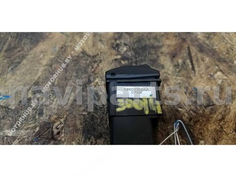 Кнопка обогрева сидений Chrysler 300C, 2007 г., OEM 04602389AA, арт. 00033326, фото 3