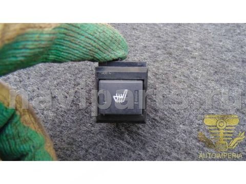 Кнопка обогрева сидений Land Rover Discovery, 2015 г., OEM YUF500120PVJ, арт. 00061386