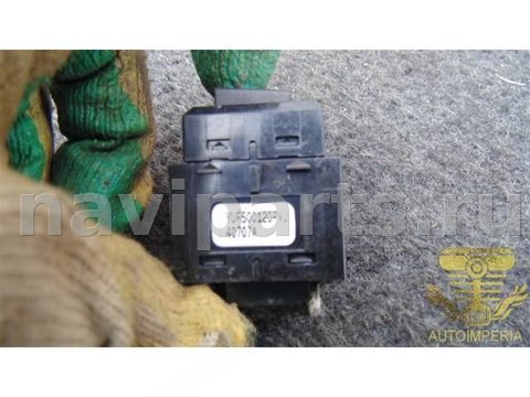 Кнопка обогрева сидений Land Rover Discovery, 2015 г., OEM YUF500120PVJ, арт. 00061386, фото 2