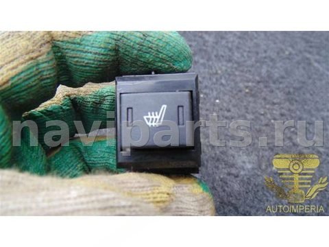 Кнопка обогрева сидений Land Rover Discovery, 2015 г., OEM YUF500120PVJ, арт. 00061536