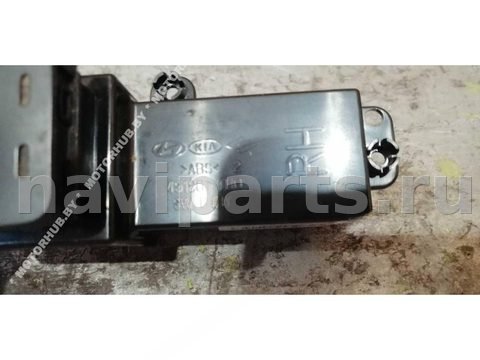 Кнопка обогрева сидений Kia Sportage, 2013 г., OEM 933403W900, арт. 00073485, фото 3