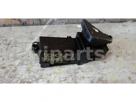 Кнопка обогрева сидений Kia Sportage, 2013 г., OEM 933303W900, арт. 00073487, фото 2