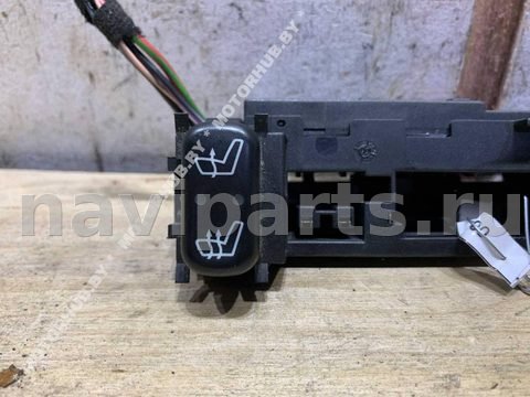 Кнопка обогрева сидений Mercedes C W202, 1999 г., OEM 2108200151, арт. 00081381, фото 2