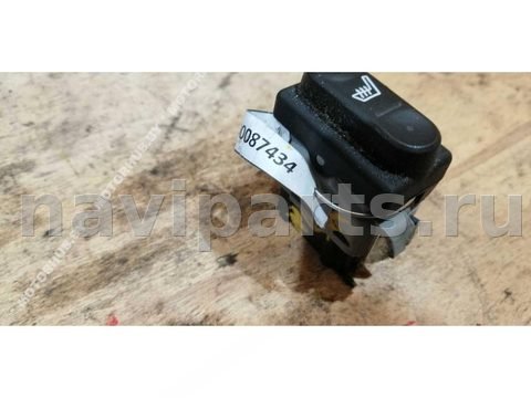 Кнопка обогрева сидений Nissan Qashqai+2 J10, 2012 г., арт. 00087434, фото 2
