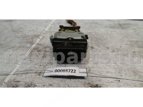 Кнопка обогрева сидений Nissan Qashqai J10, 2007 г., арт. 00088722