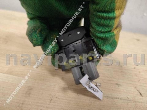 Кнопка обогрева сидений Infiniti QX56, 2013 г., арт. 00088847, фото 5
