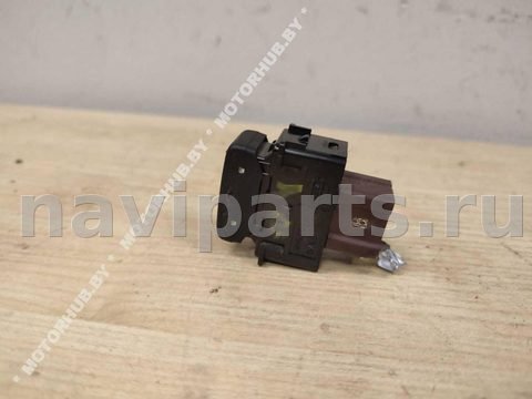 Кнопка обогрева сидений Infiniti QX56, 2013 г., арт. 00088848, фото 3