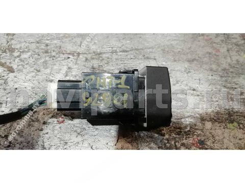 Кнопка обогрева сидений Hyundai Terracan, 2003 г., OEM 93621H1101, арт. 00092801, фото 2