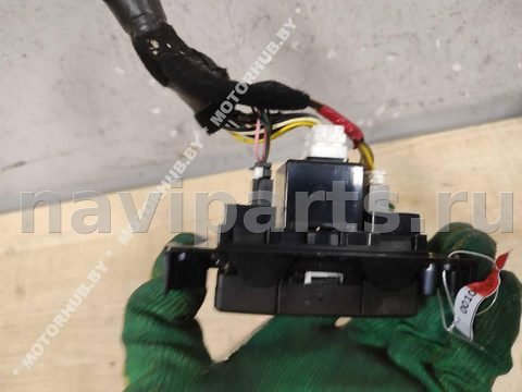 Кнопка обогрева сидений Hyundai Santa Fe 4WD, 2011 г., арт. 00106130, фото 6