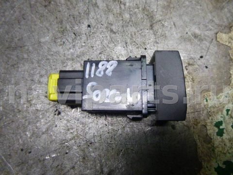 Кнопка обогрева сидений Kia Sorento, 2005 г., арт. 0115108, фото 2