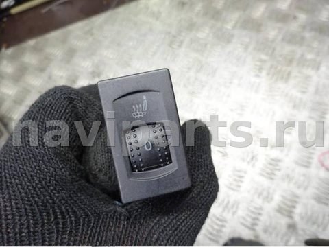 Кнопка обогрева сидений Volkswagen Passat, 2004 г., OEM 3B0963564C, арт. 0186502