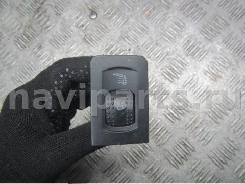 Кнопка обогрева сидений Volkswagen Golf, 2002 г., OEM 1j0963564b, арт. 0192197
