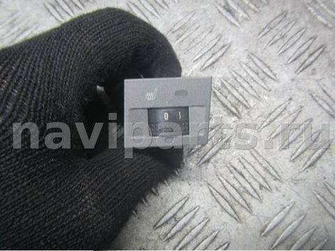 Кнопка обогрева сидений Opel Signum, 2004 г., OEM 13138252, арт. 0205564