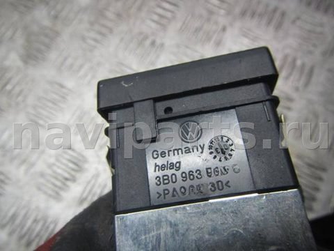 Кнопка обогрева сидений Volkswagen Passat, 2002 г., OEM 3B0963563C, арт. 0206388, фото 3